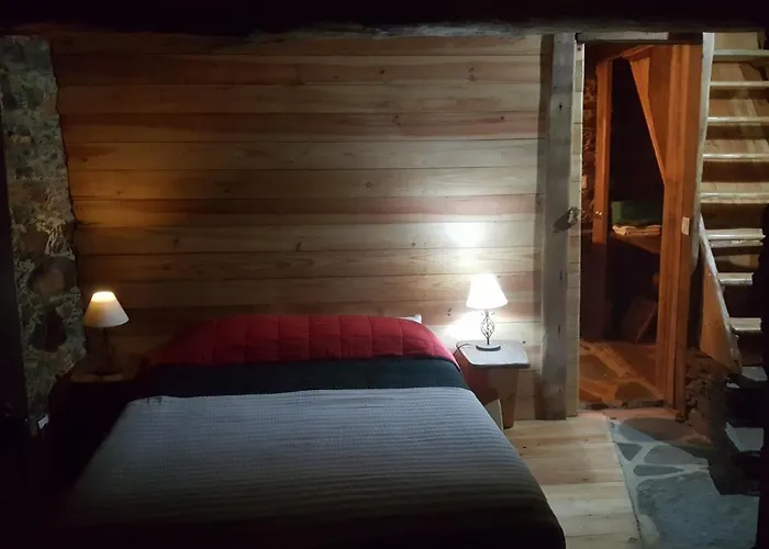 Деревянный коттедж Casa Da Carvalha